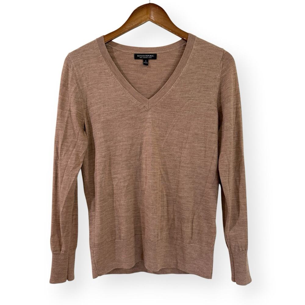 Banana Republic Sweater Womens Small Tan Merino Wool V Neck Long Sleeve Soft